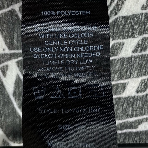 ⭐️ Cover 2 Cover Jungle Print Black White Leaf Print Beach Cover up size XS - Picture 6 of 6